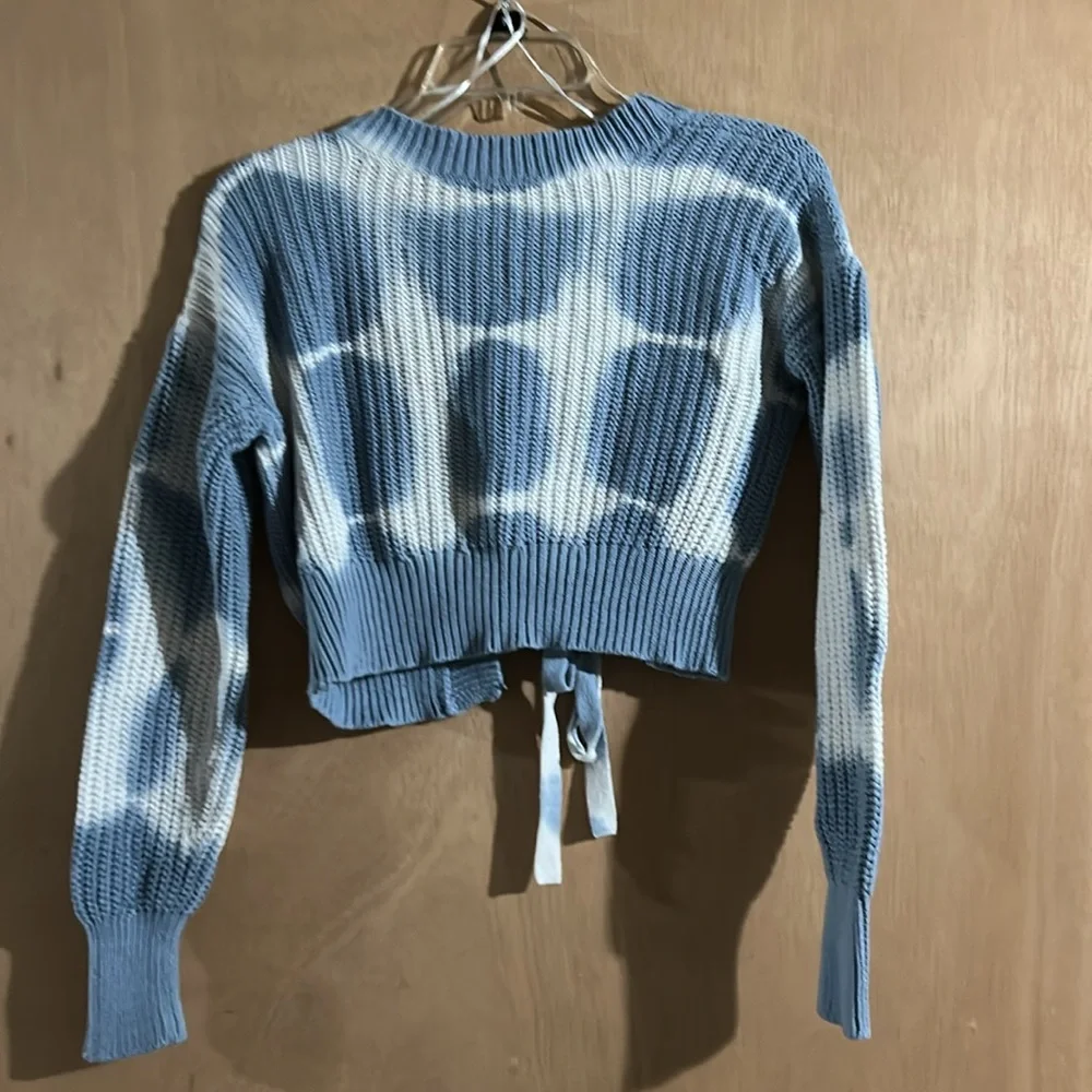 Aeropostale Blue and White Ribbed Knit Cropped Cardigan with Tie Detail